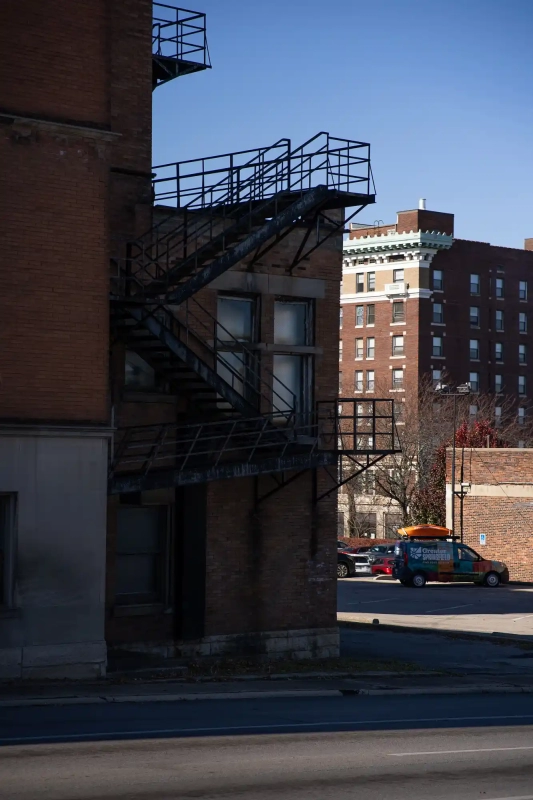 Entrance in the back 