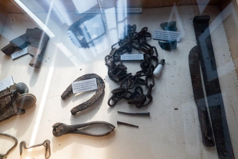 Shackles and chains