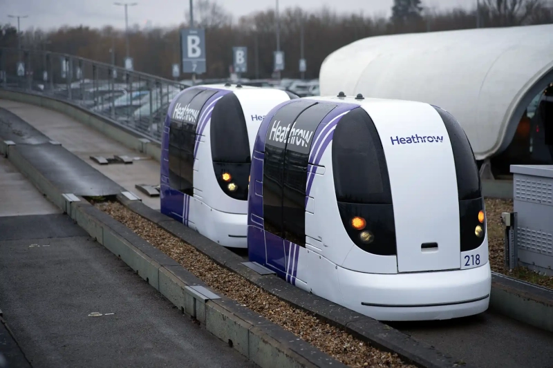 Idle self driving pods